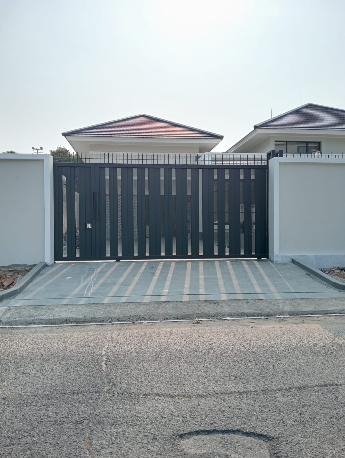 Gerbang Folding Besi