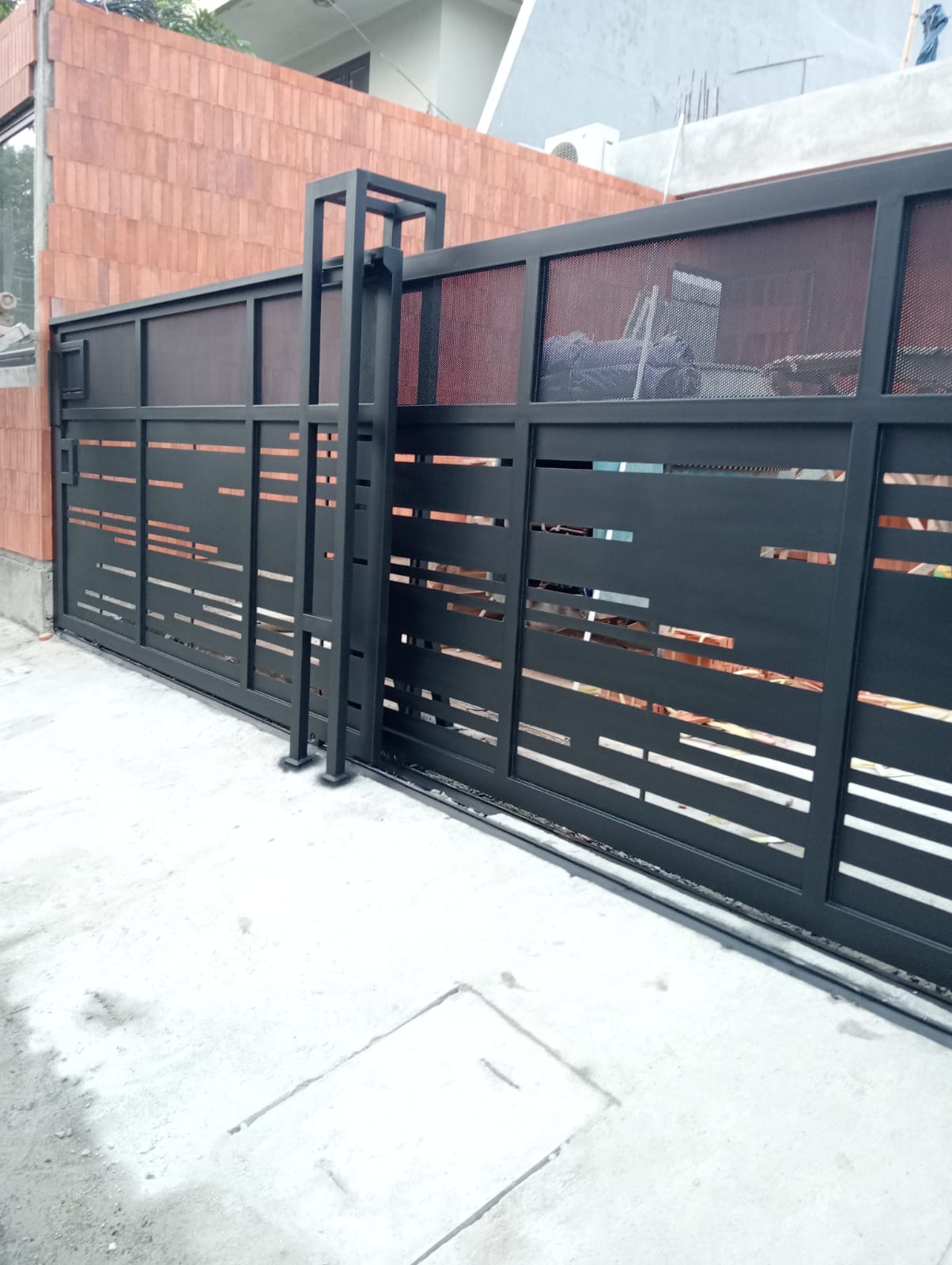 Railing Tangga Klasik